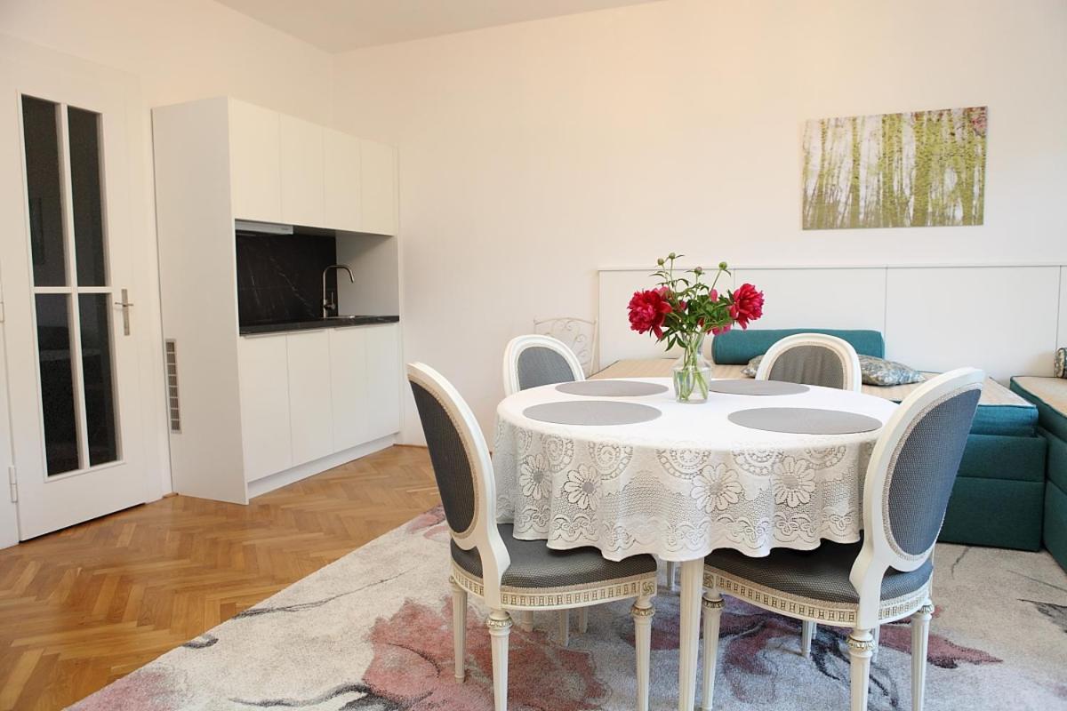 Apartma V Srdci Podebrad Подєбради Екстер'єр фото